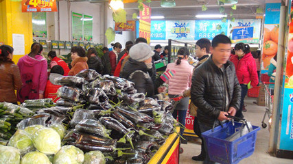 涼山特產薈萃，品味西昌廣平市場